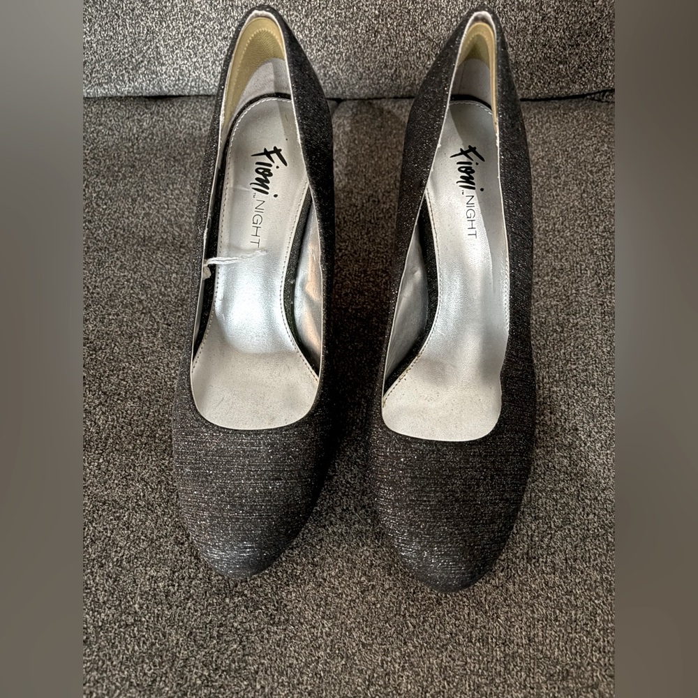 FIONI Clothing Sparkling Black Heels